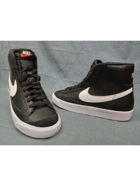 Nike Blazer Mid 77 (GS) Sneakers Leather Black White Boys Size 6 NEW IN BOX!